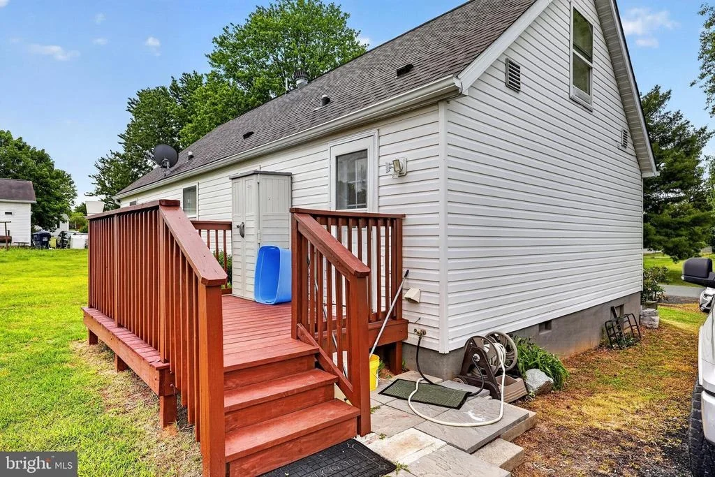 Photo of 5821 ROBIN STREET