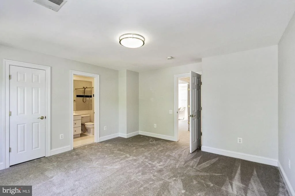 Photo of 11419 BROAD GREEN DRIVE