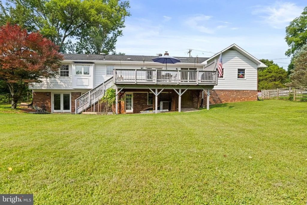 Photo of 11334 WAPLES MILL ROAD