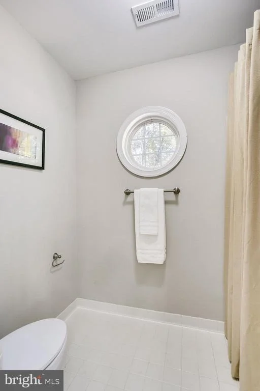 Photo of 10941 STONEBROOK DRIVE