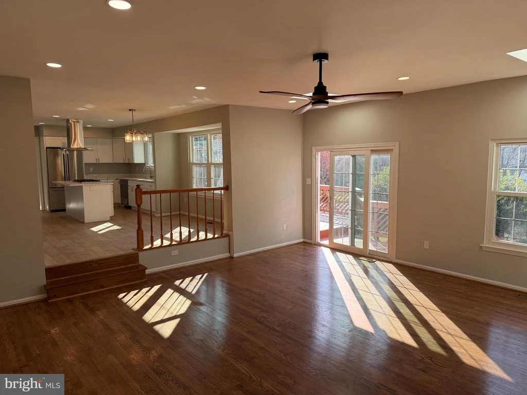 Photo of 6111 RICHMANOR TERRACE