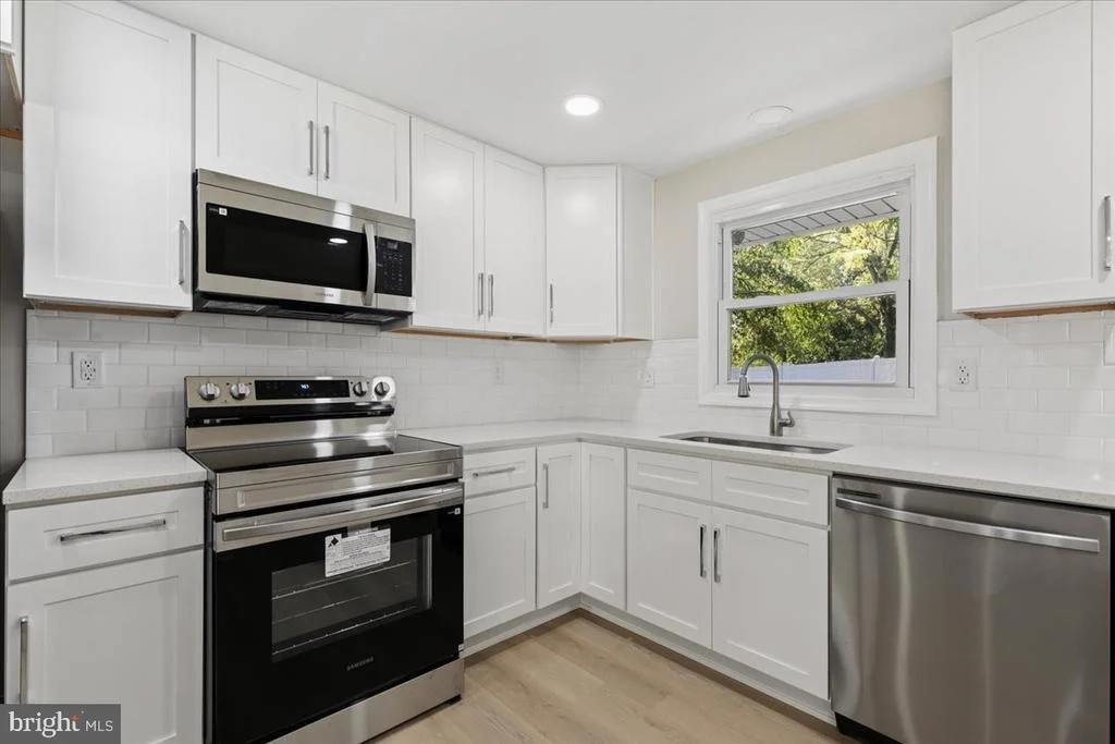 Photo of 5614 DANIEL CIRCLE
