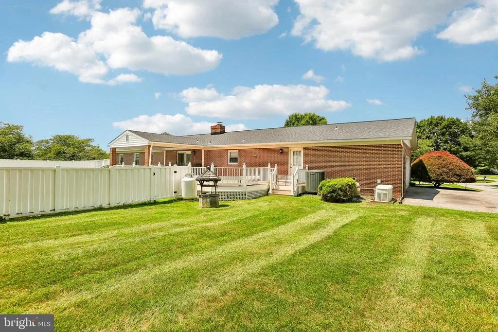 Photo of 2215 CHEROKEE DRIVE