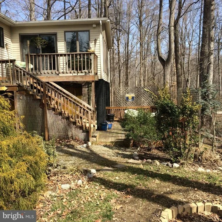 Photo of 9917 JONATHAN DRIVE