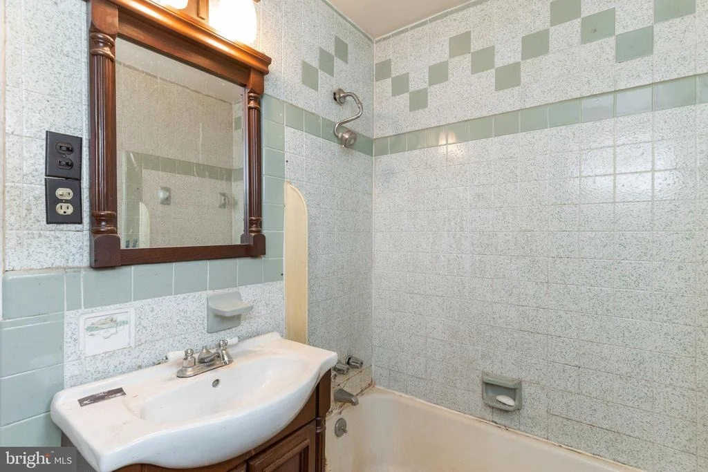 Photo of 3405 CARPENTER STREET SE