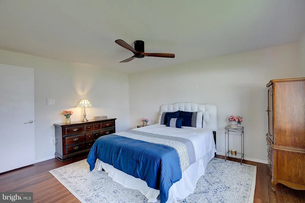 Photo of 5304 DORIS DRIVE