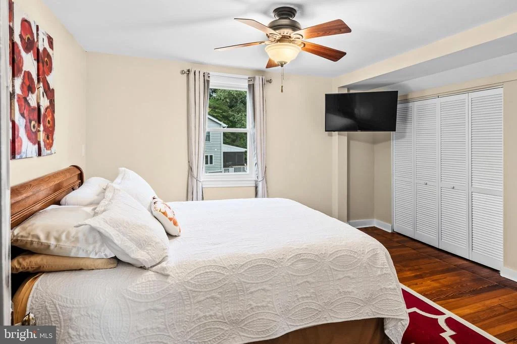Photo of 208 EDGEWATER DRIVE