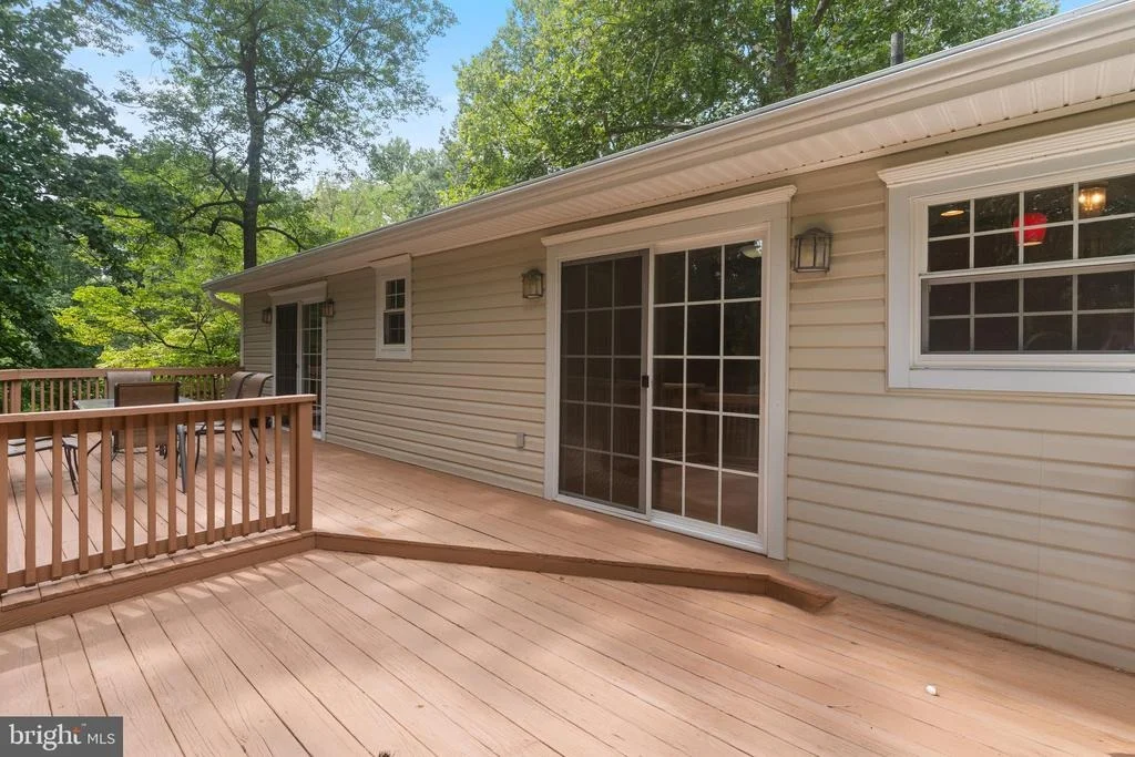 Photo of 11219 LAKEVIEW DRIVE