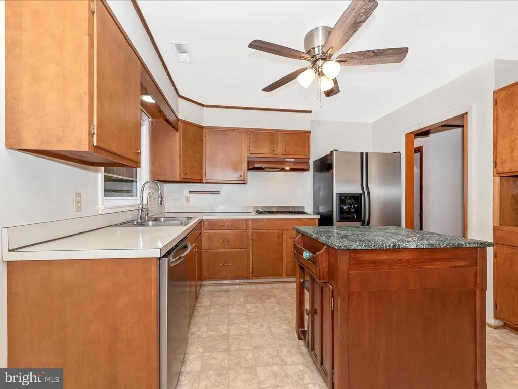Photo of 7502 RIDGE ROAD