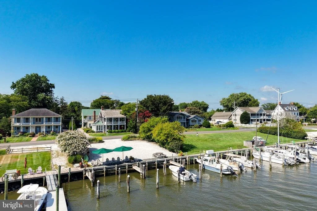 Photo of 558 PILOTTOWN ROAD