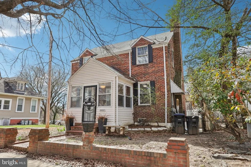 Photo of 3800 35TH STREET