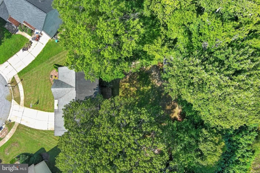 Photo of 9109 HELMSLEY DRIVE