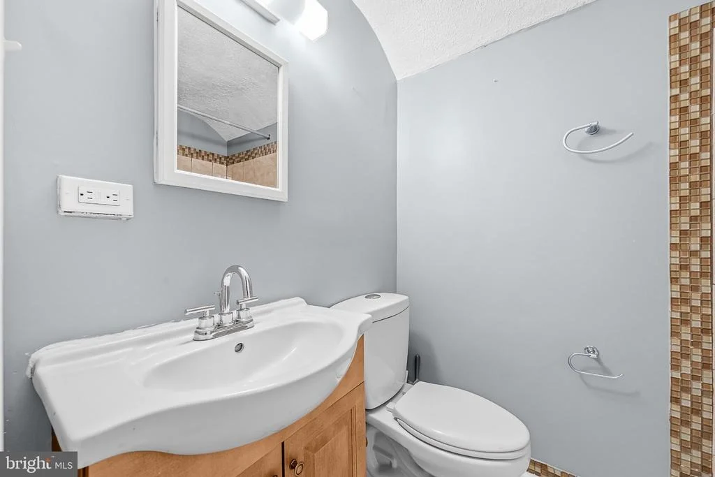 Photo of 2420 59TH