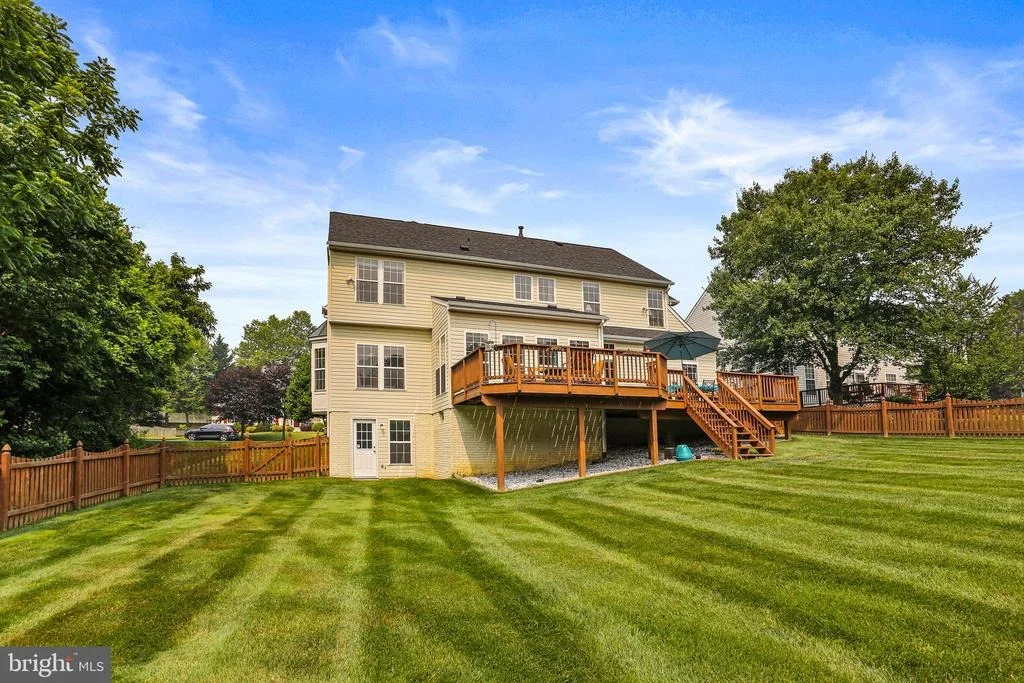 Photo of 8624 WATER FALL DRIVE