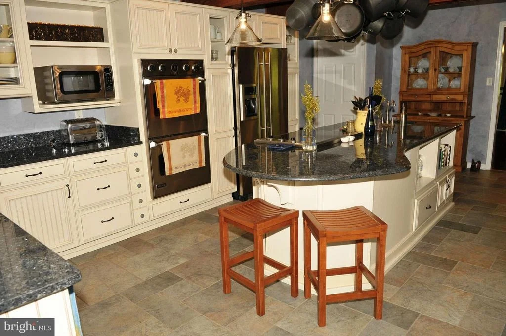 Photo of 5128 SHOOKSTOWN ROAD