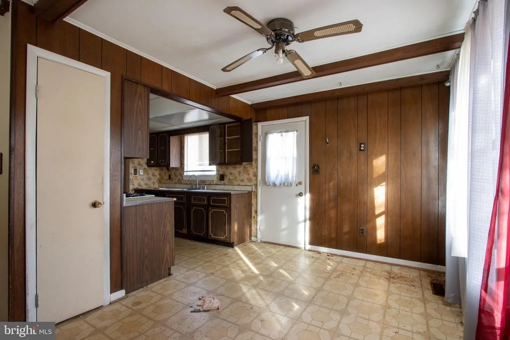 Photo of 6523 WESTVIEW LANE