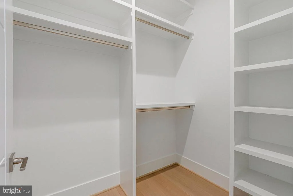Photo of 1434 WAGGAMAN CIRCLE