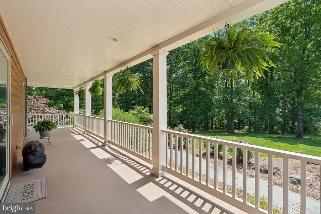 Photo of 21042 MILLERS MILL ROAD