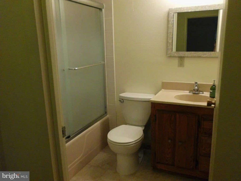 Photo of Unit 81F at 3632 GLENEAGLES DRIVE