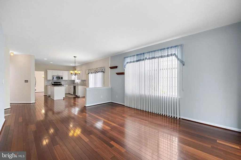 Photo of 704 SHIPTON ROAD