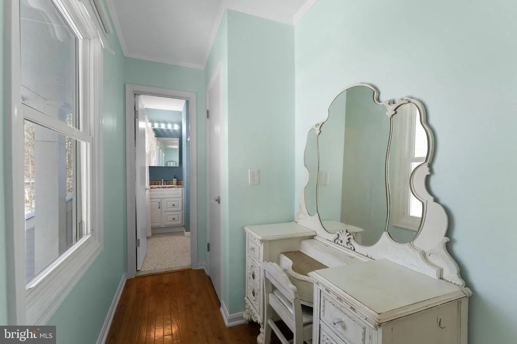 Photo of 6099 RIVER FOREST DRIVE