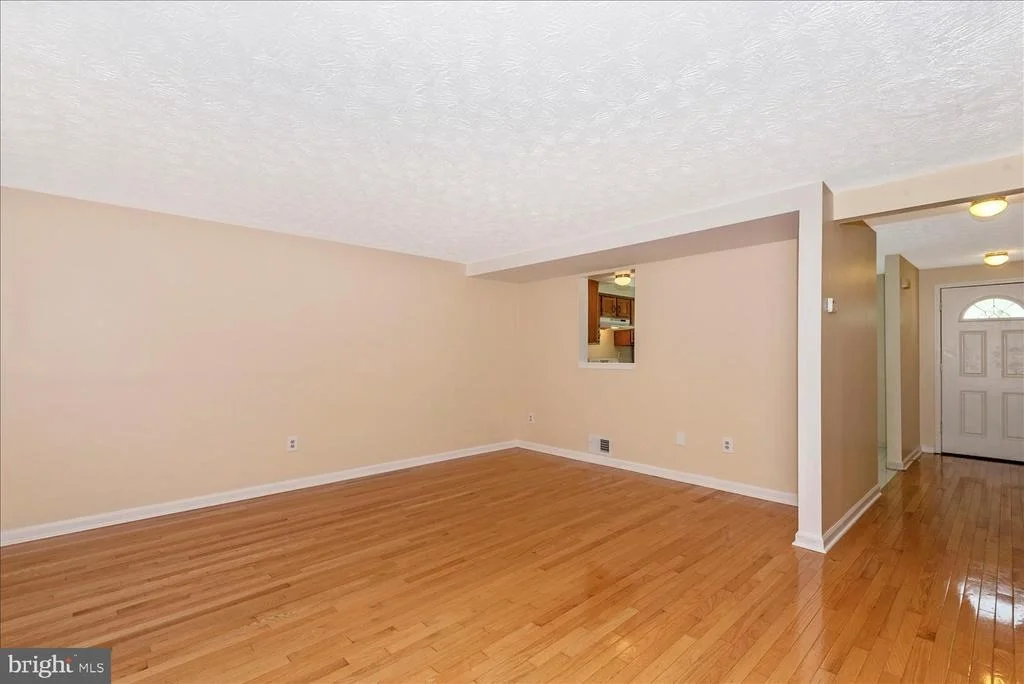 Photo of 19629 KILDONAN DRIVE