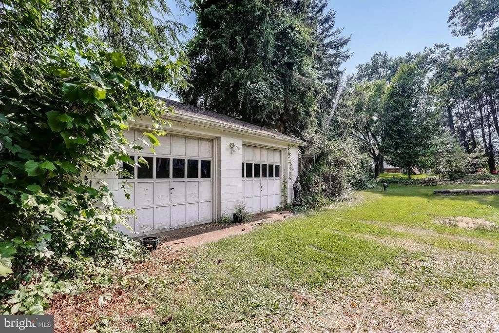 Photo of 903 REECE ROAD