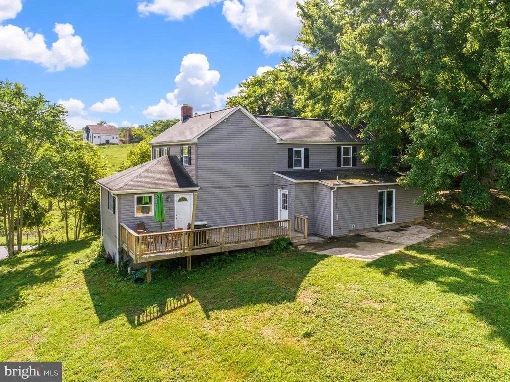 Photo of 4920 ED MCCLAIN ROAD