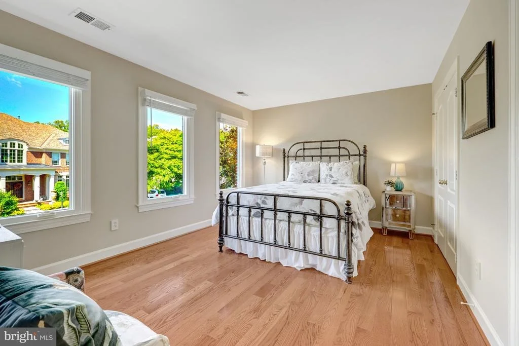 Photo of 1387 CAMERON HEATH DRIVE