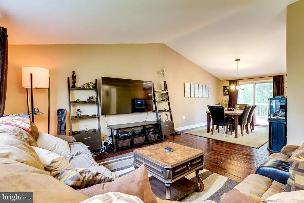 Photo of 1308 DULLES PLACE