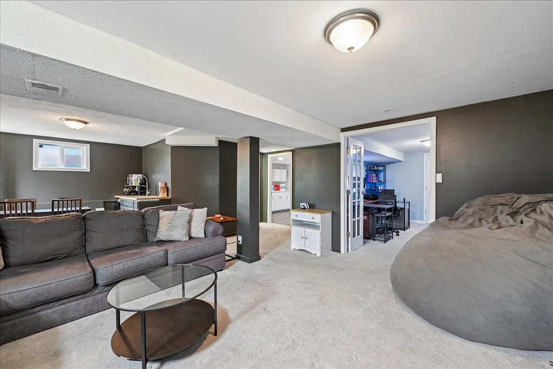 Photo of 8901 TOWNSEND LANE
