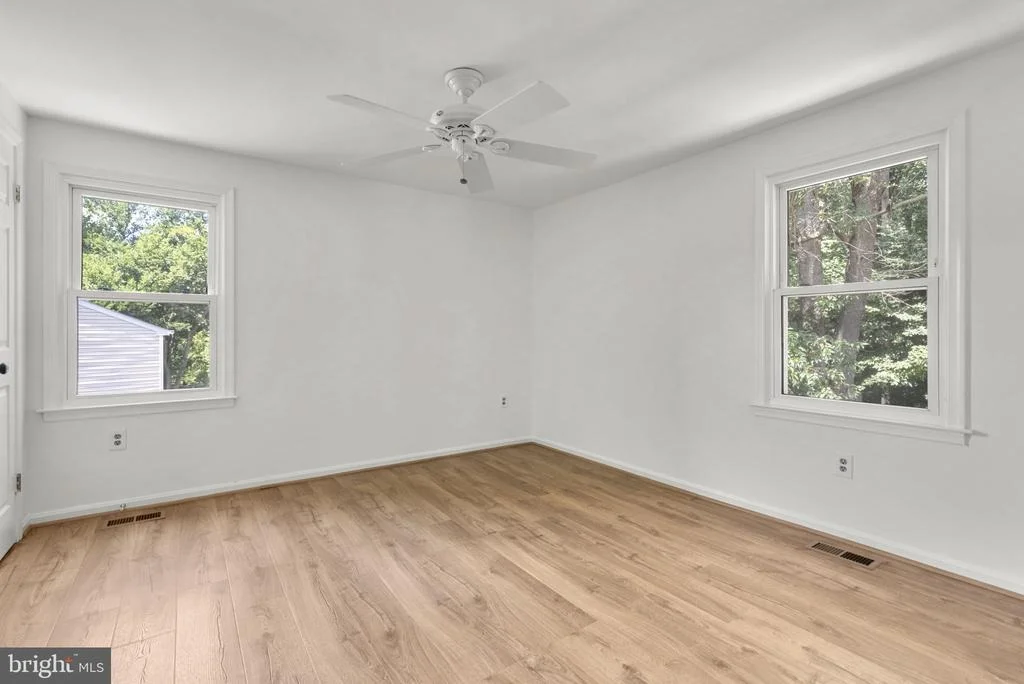 Photo of 2229 DECKMAN LANE