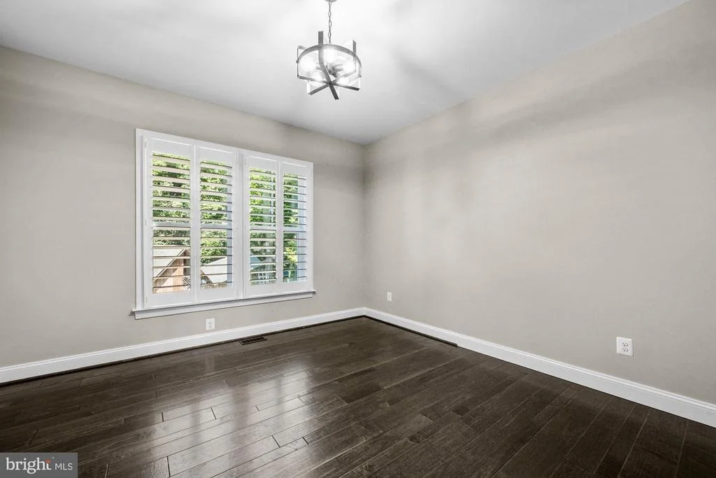 Photo of 8404 STONEWALL DRIVE