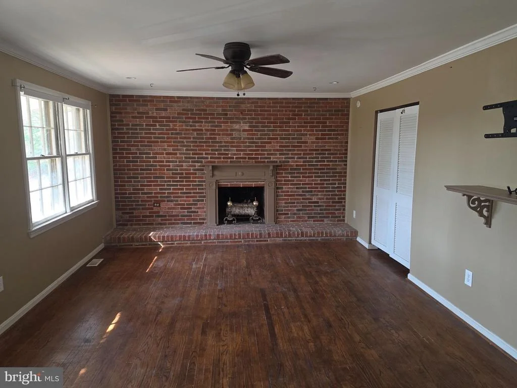 Photo of 11223 COUNTRY ROAD