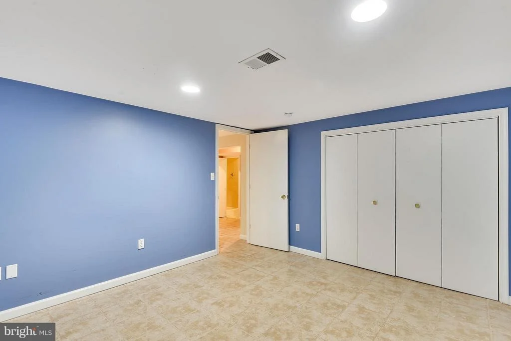 Photo of 5326 YORKTOWN BOULEVARD