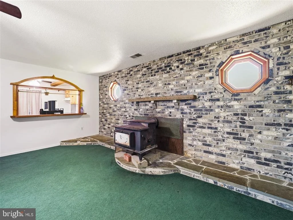 Photo of 2915 FRY ROAD