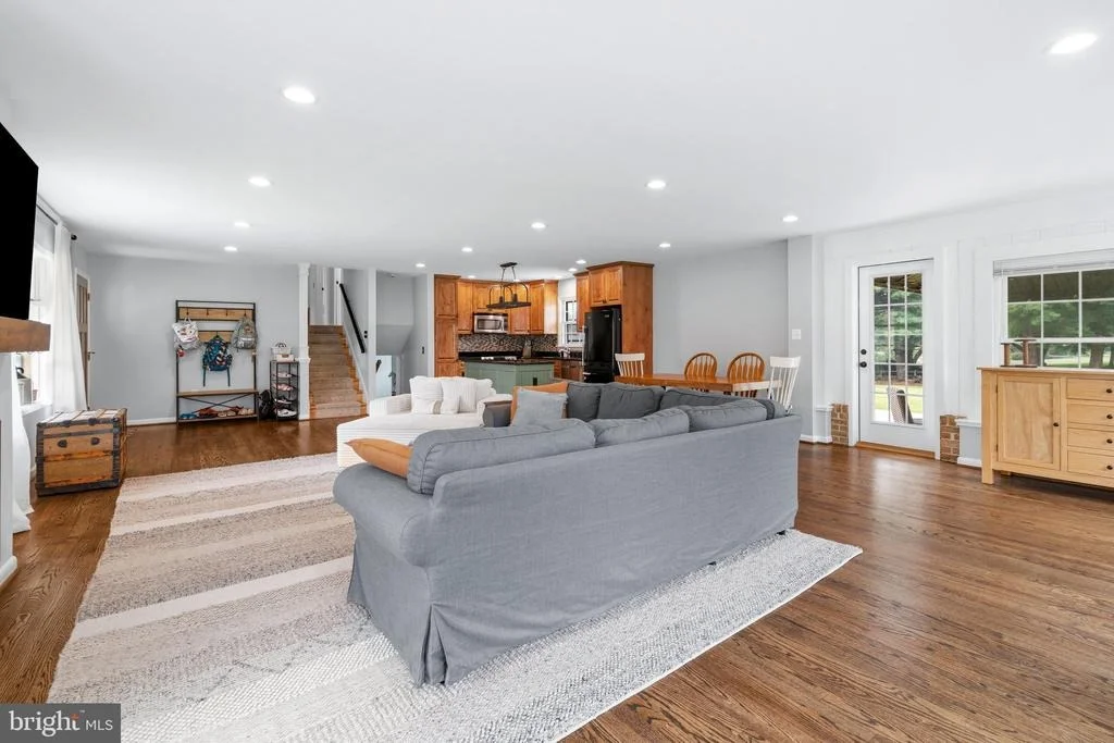 Photo of 7902 JUNIPER DRIVE