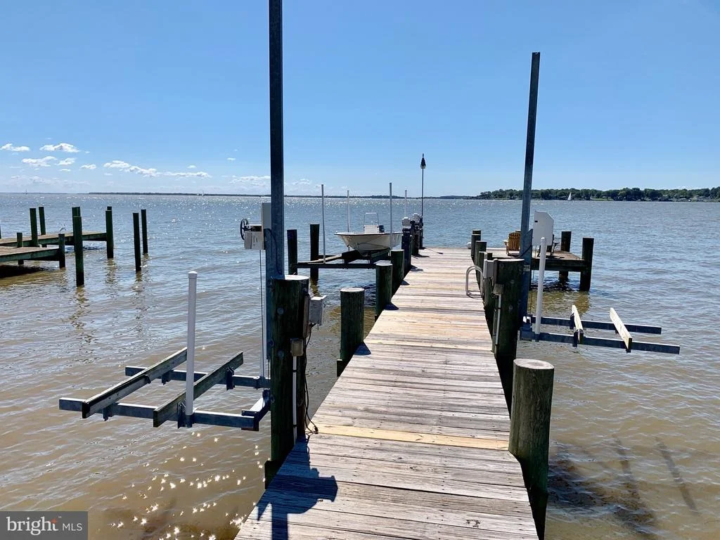 Photo of 3539 BAY DRIVE