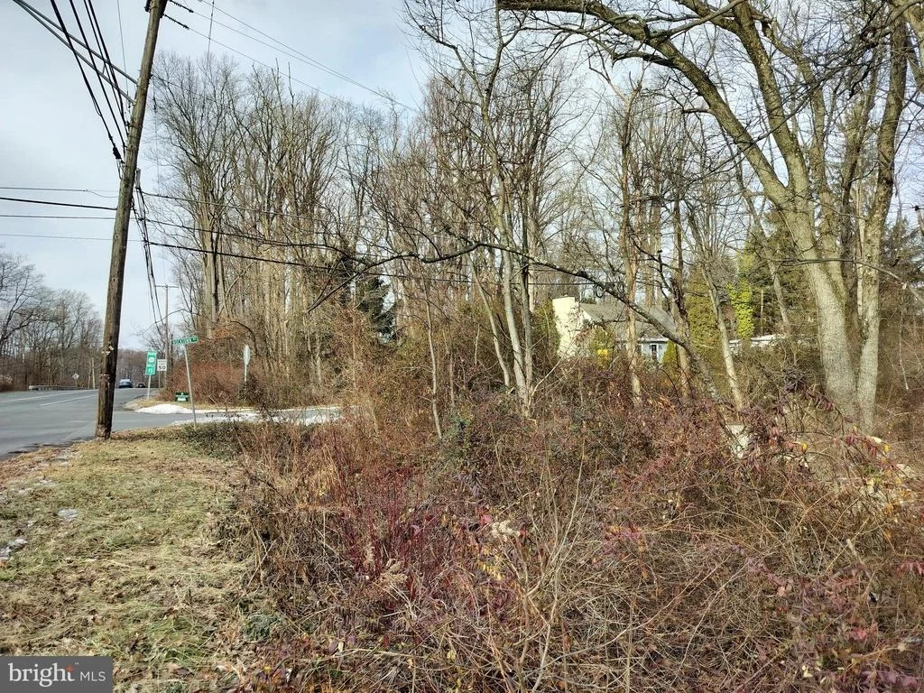 Photo of 147 ROCKTOWN ROAD