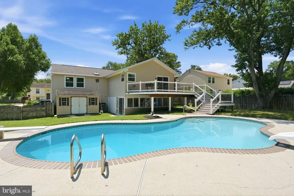 Photo of 490 ELEANOR LANE