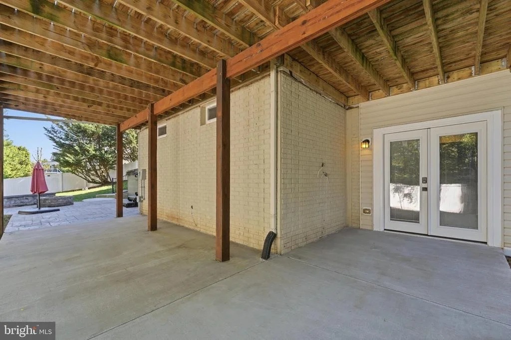 Photo of 2148 CHESTNUT LANE