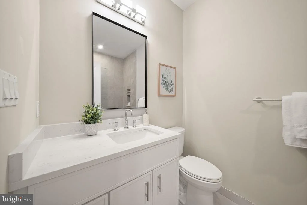 Photo of 8615 ACORN CIRCLE