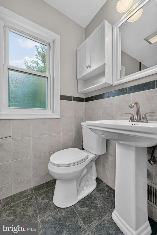 Photo of 9802 FOREST GROVE DRIVE
