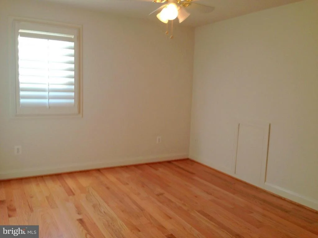 Photo of 3734 GLEN EAGLES DRIVE