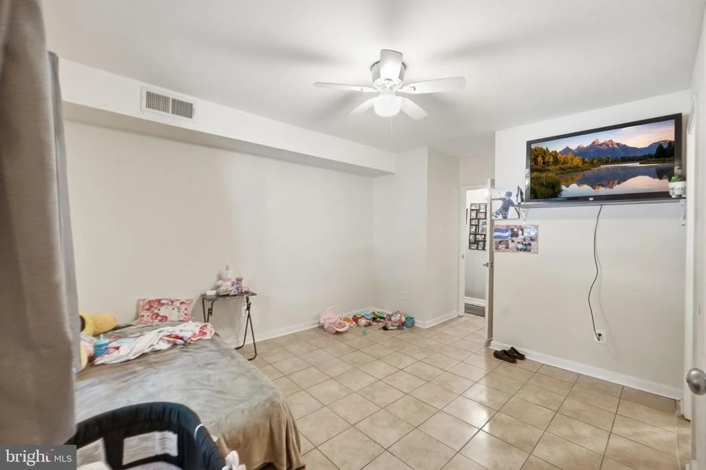 Photo of Unit 9022C at 11650 STONEVIEW SQUARE
