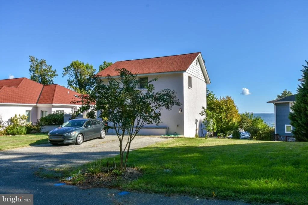 Photo of 6041 HILL ROAD