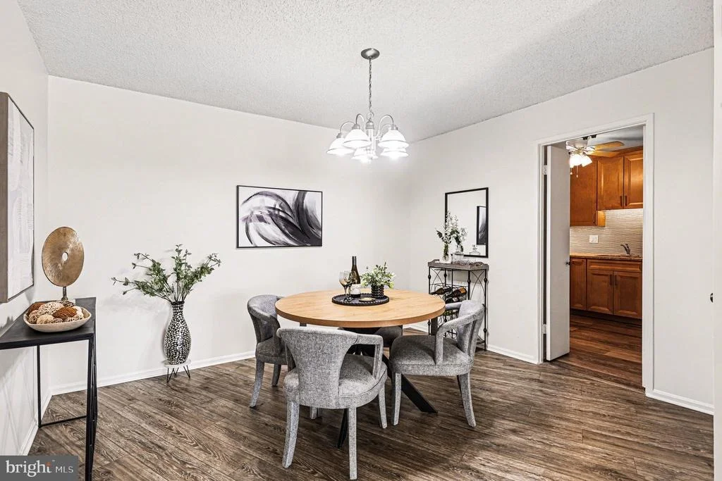 Photo of Unit 511 at 5903 MOUNT EAGLE DRIVE