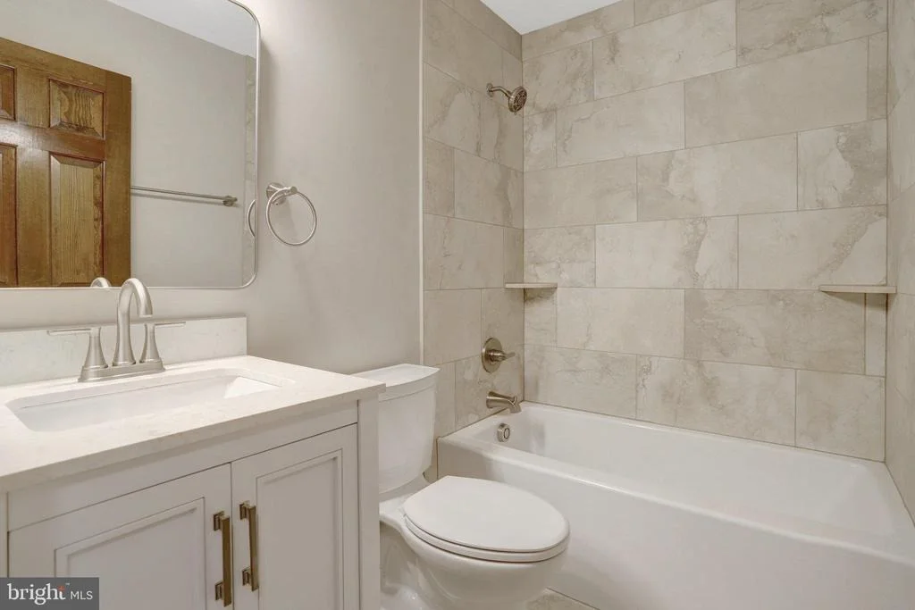 Photo of 9241 NORTHEDGE DRIVE