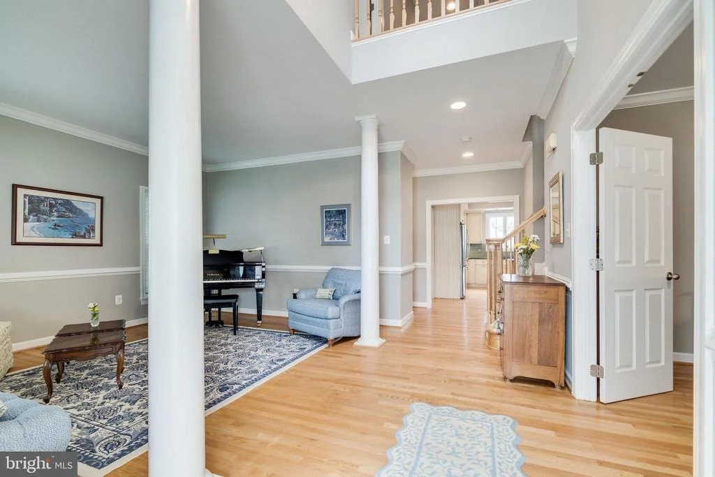 Photo of 9827 FIVE OAKS ROAD