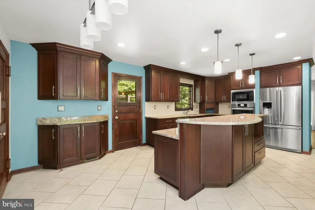 Photo of 13922 WAYSIDE DRIVE